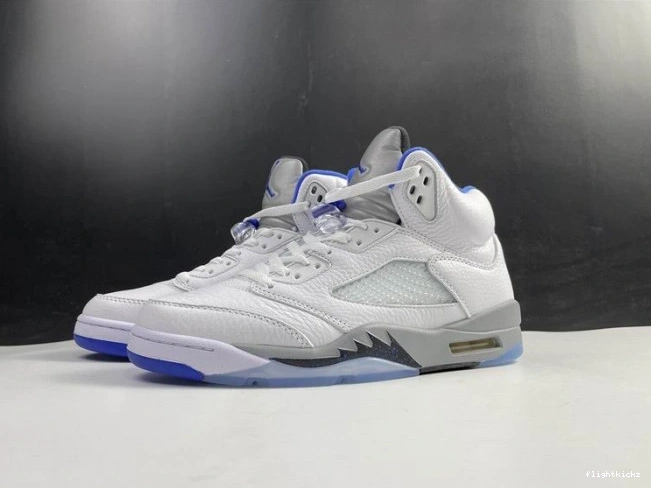 Retro Air Stealth (2021) 5 White Jordan DD0587-140 0722